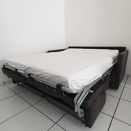 Beau Renove En Centre-ville De Apartment Sete