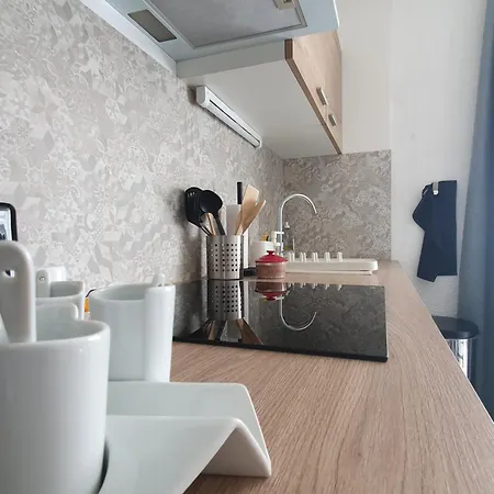 Apartment Beau Renove En Centre-ville De Sete
